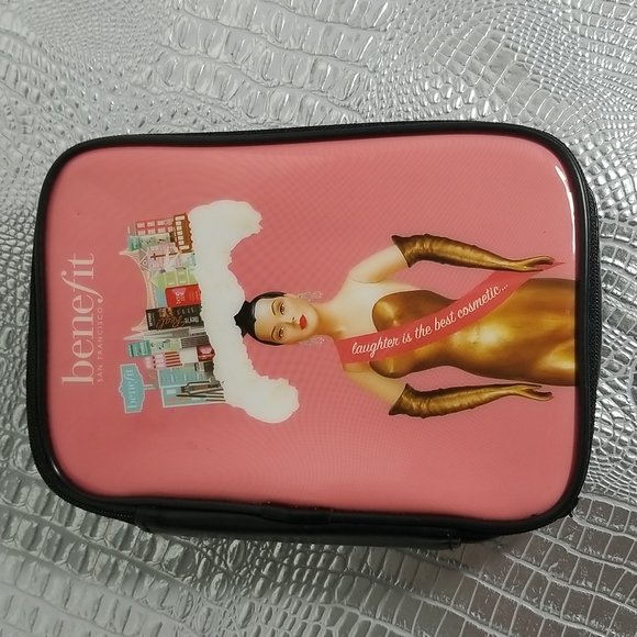 BENEFIT SAN FRANCISCO COSMETIC BAG SMALL ZIP AROND
